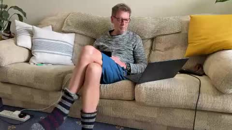 Jon online show from 12, 4, 2026