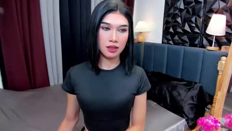 Snapshot of jchugecock chatting on 8, 11, 2025 jchugecock online show from 8, 11, 2025