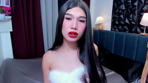 Snapshot of jchugecock chatting on 12, 11, 2025 jchugecock online show from 12, 11, 2025