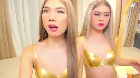 Snapshot of jchugecock chatting on 22, 11, 2025 jchugecock online show from 22, 11, 2025