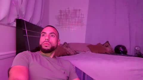 Snapshot of jcmax305 chatting on 9, 3, 2025 JcMax305 online show from 9, 3, 2025