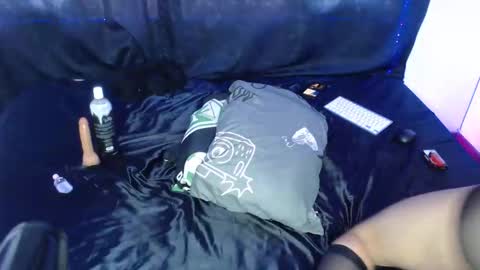 Snapshot of jduff_duff chatting on 15, 1, 2026 SEXY ASSXXX69 online show from 15, 1, 2026