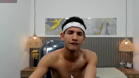 jdwhite18 online show from 29, 3, 2026