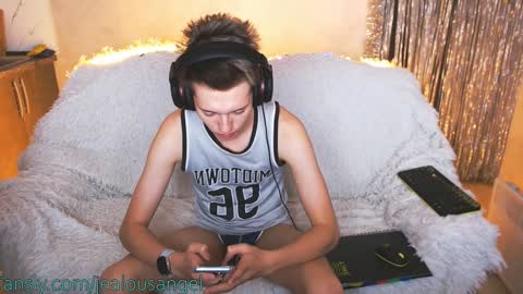 Snapshot of jealousangel chatting on 2, 2, 2025 Angel online show from 2, 2, 2025