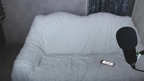 Snapshot of jealousangel chatting on 10, 11, 2025 Angel online show from 10, 11, 2025