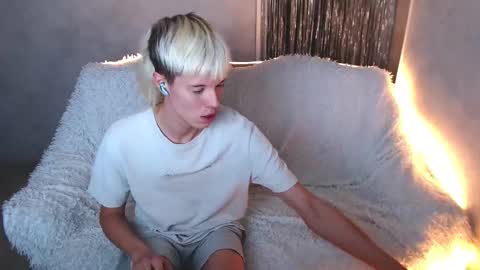 Snapshot of jealousangel chatting on 17, 11, 2025 Angel online show from 17, 11, 2025