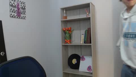 Snapshot of jeam_hot chatting on 5, 1, 2025 jeam_hot online show from 5, 1, 2025