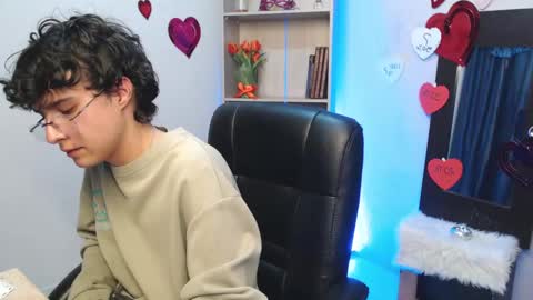 Snapshot of jeam_hot chatting on 4, 3, 2025 jeam_hot online show from 4, 3, 2025