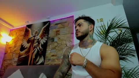 Jean  axelcrow       Modelo Independiente online show from 9, 7, 2026