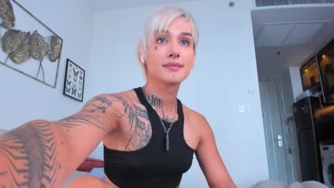 Snapshot of jean_mokujin chatting on 16, 2, 2025 Akila and Daria online show from 16, 2, 2025