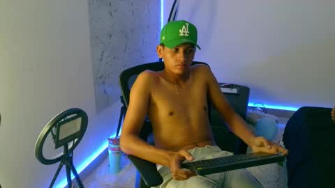 Snapshot of jean_widow chatting on 14, 11, 2025 Jean Widow online show from 14, 11, 2025