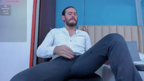 Snapshot of jeanpiere02 chatting on 12, 9, 2025 Jeanpiere online show from 12, 9, 2025