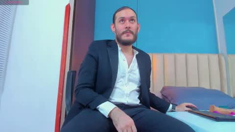 Snapshot of jeanpiere02 chatting on 5, 12, 2025 Jeanpiere online show from 5, 12, 2025