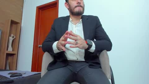 Jeanpiere online show from 9, 3, 2026