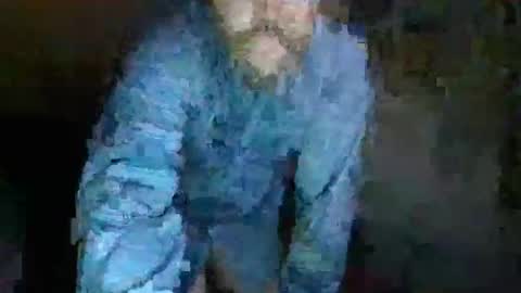 jearnold44 online show from 4, 3, 2025