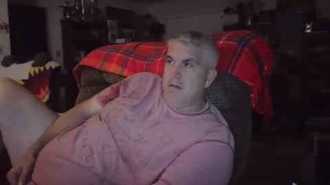Snapshot of jecko71 chatting on 18, 4, 2026 dadbody71 online show from 18, 4, 2026