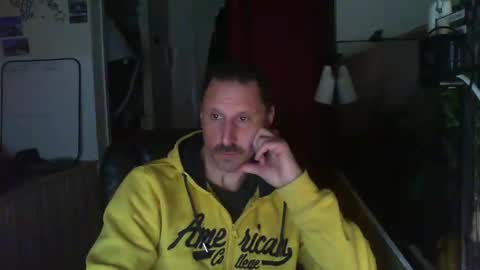 Snapshot of jef74700 chatting on 9, 3, 2025 Jrme online show from 9, 3, 2025