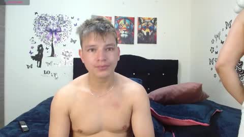 Snapshot of jeff_and_jade chatting on 15, 12, 2024 jeff and jade online show from 15, 12, 2024