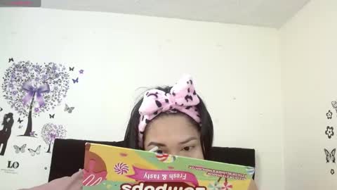 Snapshot of jeff_and_jade chatting on 13, 9, 2025 jeff and jade online show from 13, 9, 2025