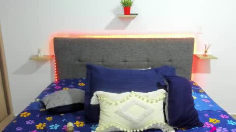  ashley   online show from 29, 1, 2025