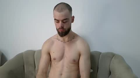 Snapshot of jeffallanjr chatting on 21, 12, 2025 JeffAllanJR online show from 21, 12, 2025