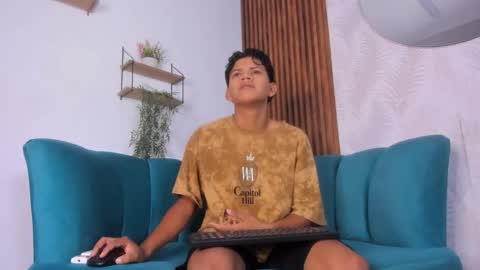 Snapshot of jeffry_wolvess chatting on 6, 2, 2026 Jeffry online show from 6, 2, 2026