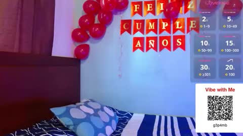 Snapshot of jeffstyle18 chatting on 19, 12, 2025 Jeff online show from 19, 12, 2025