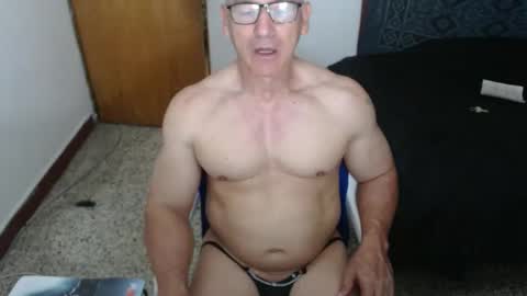 Snapshot of jefmuscletw chatting on 17, 3, 2026 brayam online show from 17, 3, 2026