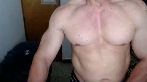 Snapshot of jefmuscletw chatting on 18, 3, 2026 brayam online show from 18, 3, 2026