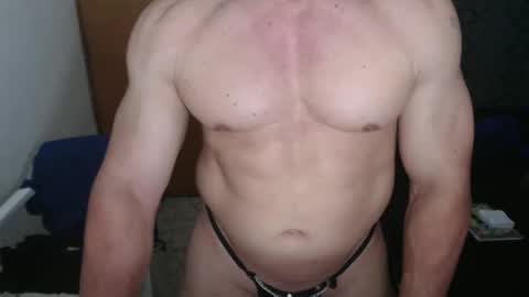 Snapshot of jefmuscletw chatting on 16, 4, 2026 brayam online show from 16, 4, 2026