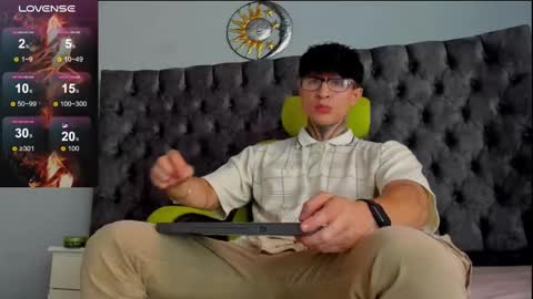 Snapshot of jeins_carter chatting on 10, 1, 2025 JC online show from 10, 1, 2025