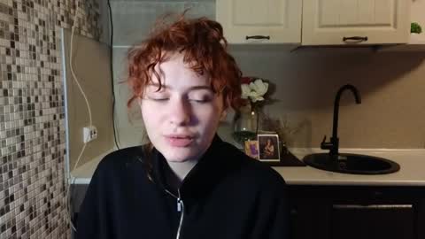 Snapshot of jelly_cherry chatting on 1, 6, 2026 Emily online show from 1, 6, 2026