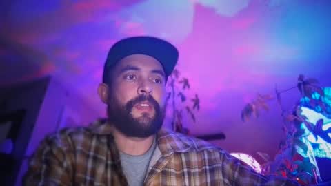 Snapshot of jellyfishfun chatting on 26, 2, 2025 Guy Jones online show from 26, 2, 2025