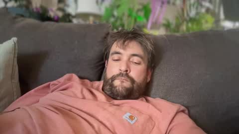 Snapshot of jellyfishfun chatting on 12, 3, 2025 Guy Jones online show from 12, 3, 2025