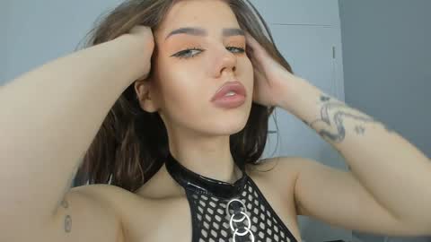 Dolly online show from 17, 1, 2025