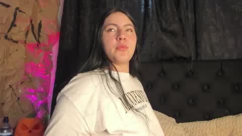 Snapshot of jeniferpowell_nm chatting on 23, 10, 2025 jeniferpowell_nm online show from 23, 10, 2025