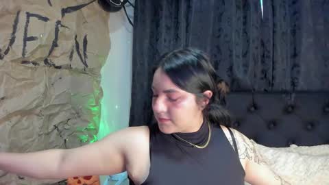 Snapshot of jeniferpowell_nm chatting on 31, 10, 2025 jeniferpowell_nm online show from 31, 10, 2025