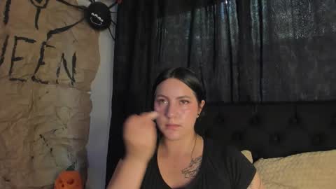 Snapshot of jeniferpowell_nm chatting on 2, 11, 2025 jeniferpowell_nm online show from 2, 11, 2025