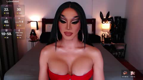 Snapshot of jenifers_body chatting on 26, 11, 2025 Queen Jenifer online show from 26, 11, 2025