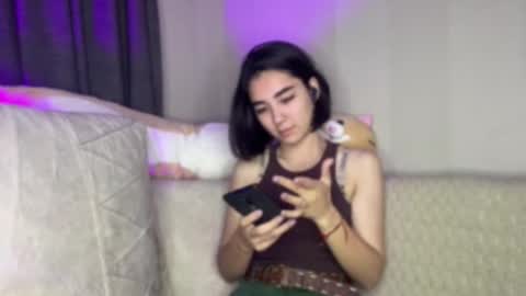 Snapshot of jenifersimon chatting on 14, 10, 2025 Jenifer online show from 14, 10, 2025