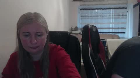 JenisAndPeter online show from 7, 5, 2026