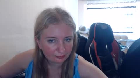 Snapshot of jenisandpeter chatting on 27, 6, 2026 JenisAndPeter online show from 27, 6, 2026