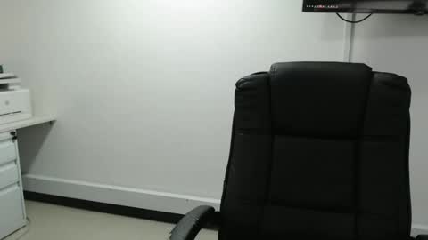 jenn online show from 17, 9, 2025