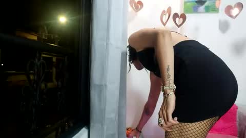  Isabella  online show from 26, 11, 2025