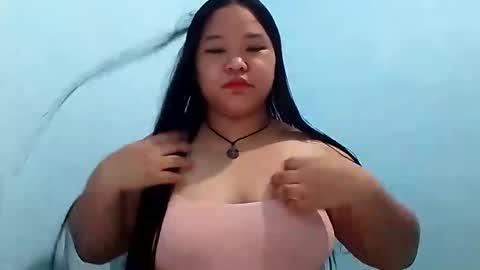 Snapshot of jennalyn_19 chatting on 30, 11, 2025 jennalyn_19 online show from 30, 11, 2025