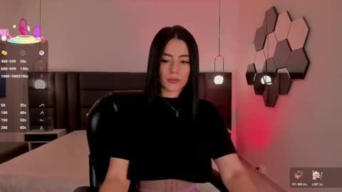 Jenna Olson  online show from 15, 12, 2025