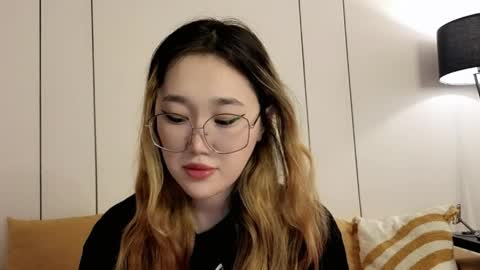 Snapshot of jennatyan chatting on 21, 4, 2026 JENNA online show from 21, 4, 2026
