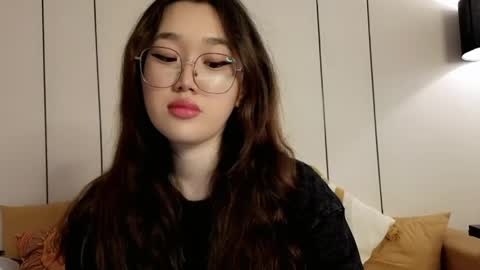 Snapshot of jennatyan chatting on 18, 5, 2026 JENNA online show from 18, 5, 2026