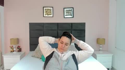 jenner_madison online show from 19, 12, 2025