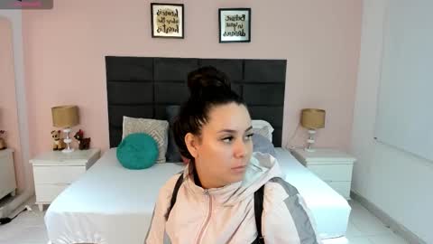 jenner_madison online show from 7, 1, 2026